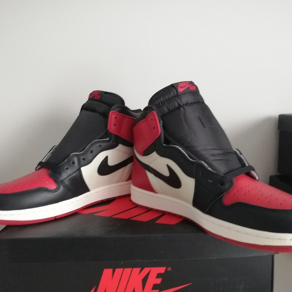 Jordan 1 bred toe - Picture 2 of 6